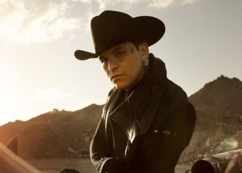 Christian Nodal dedica “Contigo al cielo” a su hija Inti