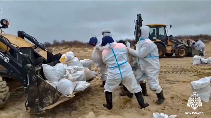 Emergencia en Crimea por derrame de petróleo; aseguran que no hay daño masivo