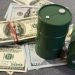 El petróleo baja por aumento de inventarios en EE.UU. y conflicto comercial con China