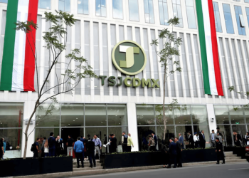 Empleados del TSJ-CDMX paralizan actividades por sobrecarga laboral y cierre de salas de juicios