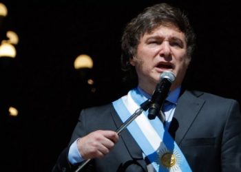Javier Milei se retracta tras promocionar criptomoneda vinculada a posibles fraudes