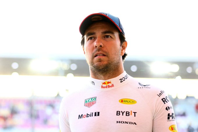 Checo Pérez podría regresar a la Fórmula 1 con Cadillac en 2026.