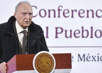 Gertz Manero desmiente que México haya pedido retirar cargos contra Cienfuegos