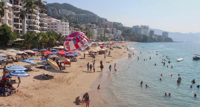 Puerto Vallarta implementará cobro voluntario a turistas extranjeros para mejorar infraestructura