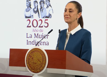 Gobierno y empresarios acuerdan mantener la gasolina Magna por debajo de 24 pesos
