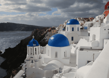 Grecia declara estado de emergencia en Santorini por sismos