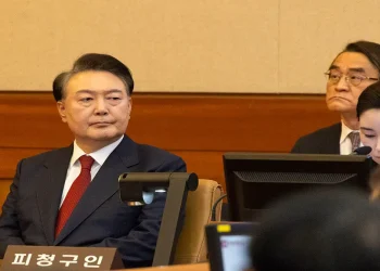 Comienza juicio en Corea del Sur contra el presidente destituido Yoon Suk Yeol