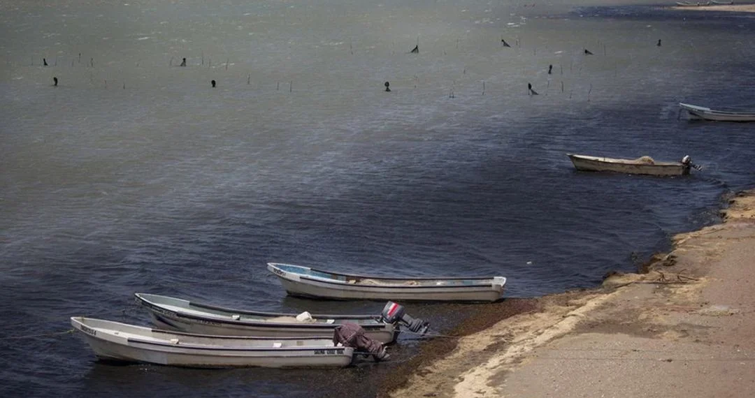 Rescatan a pescadores varados en Oaxaca despúes de tres días