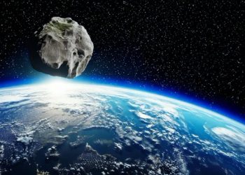Científicos monitorean asteroide que podría impactar la Tierra en 2032