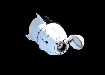 Astronautas de la NASA regresan a la Tierra a bordo de la nave Dragon de SpaceX