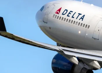 Emergencia en vuelo de Delta: avión se desvía y aterriza en Irlanda