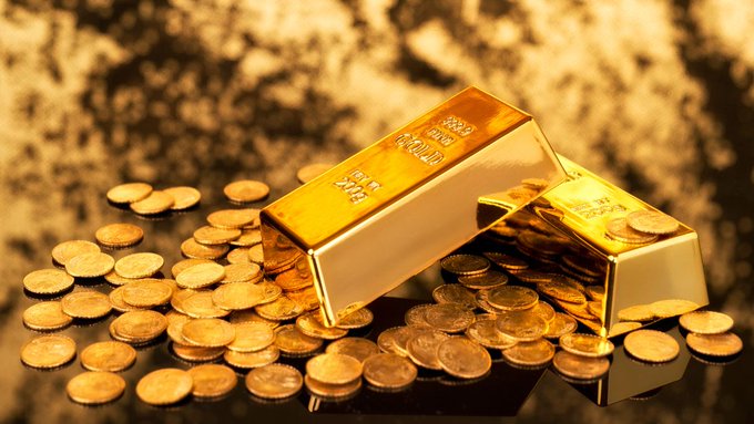 El oro rompe récords y supera los 3.027 dólares por onza