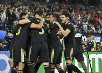 Raúl Jiménez brilla con un doblete y lleva a México a la final de la Nations League 2025