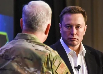 Elon Musk exige procesamiento de funcionarios del Pentágono