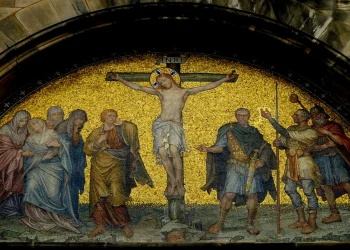 El Vaticano exhibe la Lanza de Longino, el arma que perforó el costado de Jesús