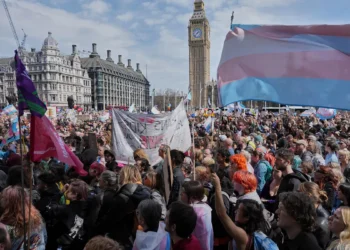 Protestas en Londres por fallo que excluye a mujeres trans