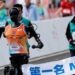 China realiza histórica media maratón con robots humanoides en Beijing