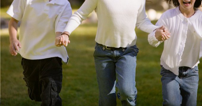 Impulsan una ley nacional de adopciones para proteger a la niñez