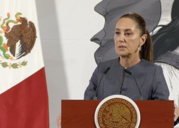 Claudia Sheinbaum rinde homenaje al Papa y anuncia reforma en su mañanera del 22 de abril