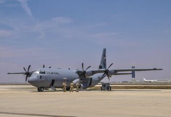 Presencia militar de EE.UU. destaca en la Feria Aeroespacial 2025 en el AIFA