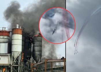 Colisión de Alpha Jets de la Patrulla Acrobática de Francia en pleno entrenamiento en Saint-Dizier