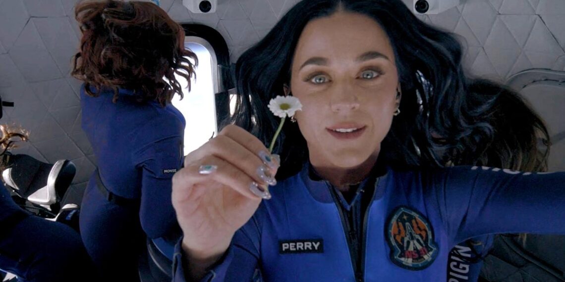 Katy Perry, acusada de fingir su viaje al espacio