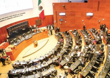 Morena propone ampliar a una hora el descanso obligatorio en el trabajo