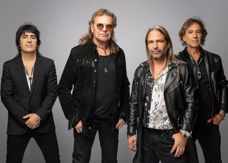Maná quedó fuera del Salón de la Fama del Rock and Roll 2025 pese a ser la primera banda en español nominada. Fher Olvera agradeció el apoyo de los fans.
