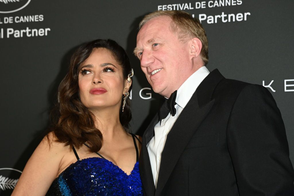 Salma Hayek confesó que fue presionada por su familia para casarse con François-Henri Pinault, pese a su miedo al matrimonio. 