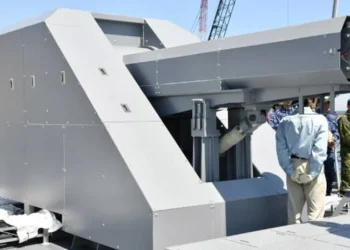 Japón presenta su cañón de riel: dispara a más de 8.000 km/h