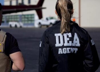Cárteles de Sinaloa y CJNG dominan el país, advierte la DEA