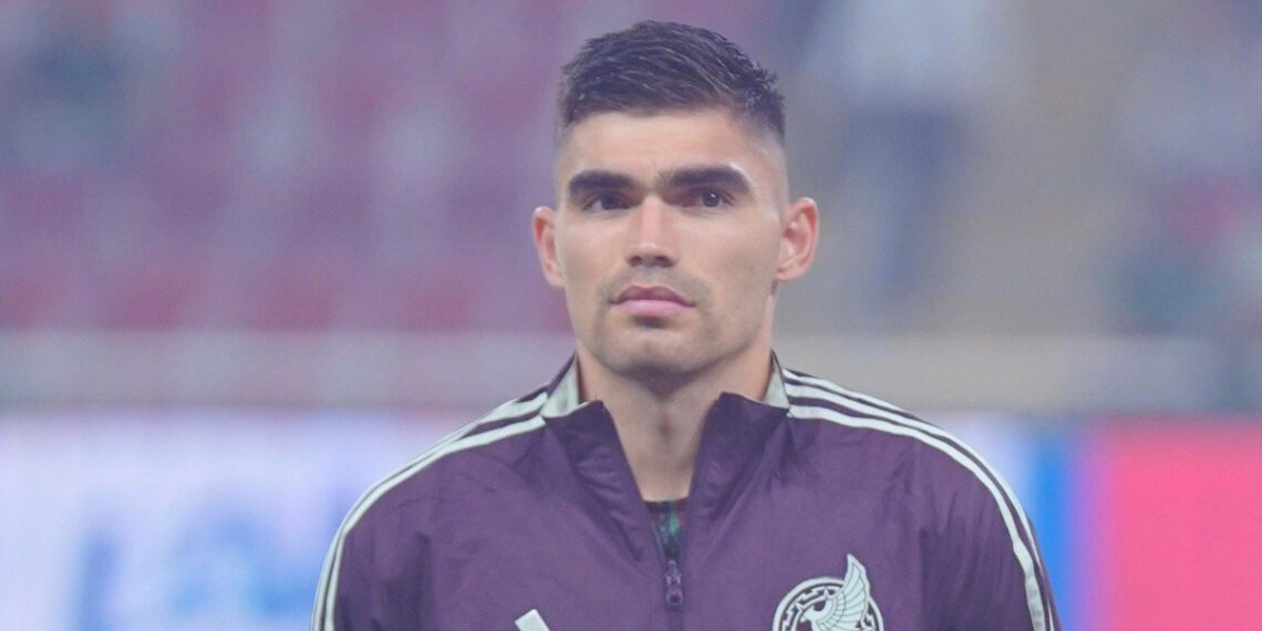 Johan Vásquez se pierde los amistosos de México ante Turquía y Suiza por lesión