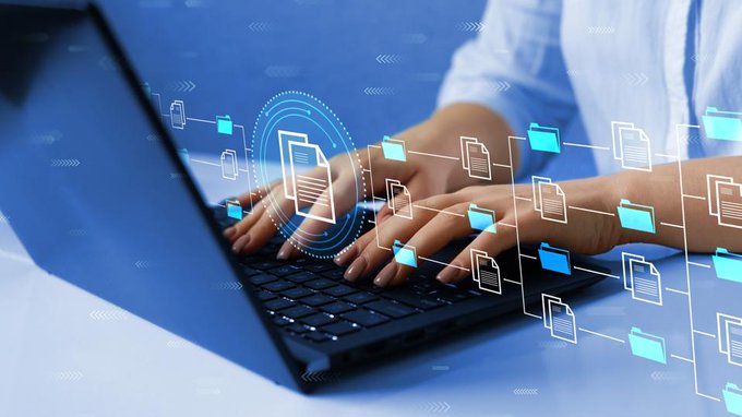 Alertan por fraudes laborales en redes sociales: piden no compartir datos ni hacer pagos