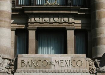 Banxico reduce su tasa de interés a 8.5% pese a repunte inflacionario