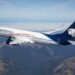 Aeroméxico y sobrecargos continúan negociaciones salariales para evitar huelga