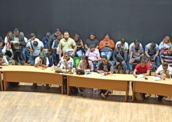 Sección 22 del SNTE decide levantar paro laboral y plantón en CDMX tras consulta cerrada