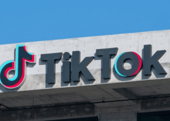 Irlanda multa a TikTok con 530 millones por transferir datos europeos a China