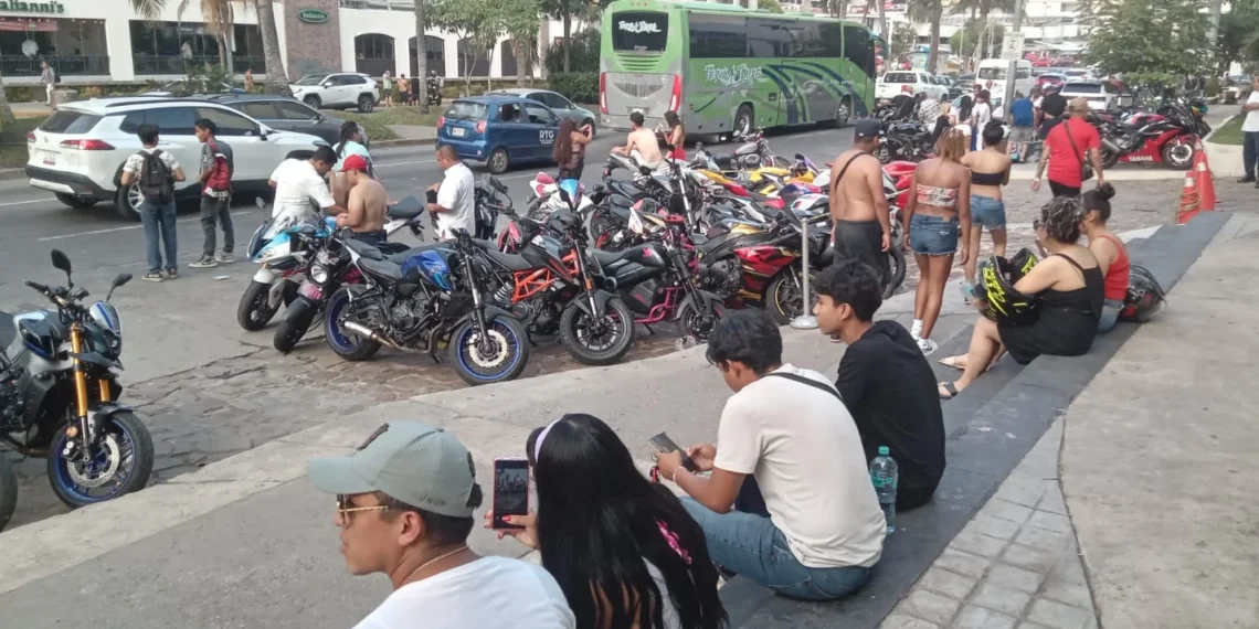 Siete muertos y caos durante el festival Acamoto 2025 en Acapulco