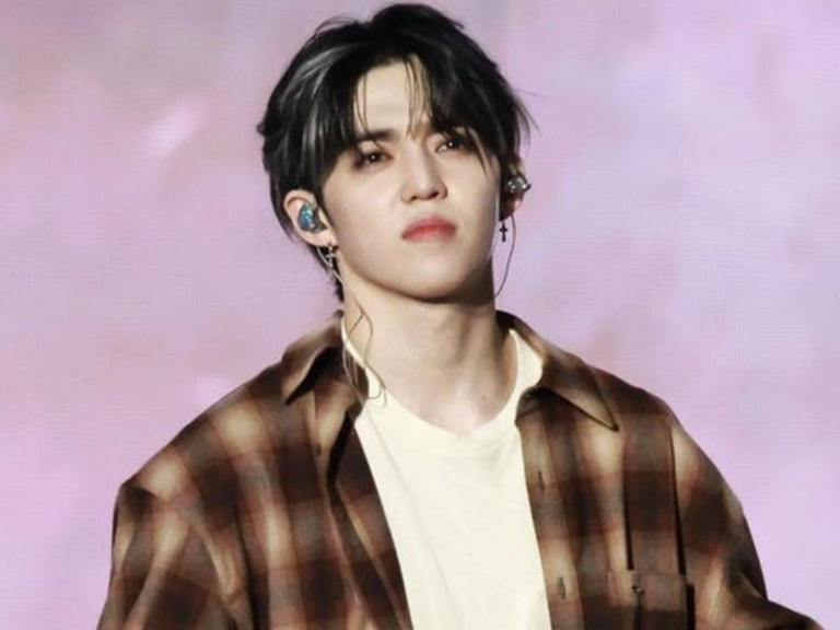 S.COUPS, líder de SEVENTEEN, podría asistir a la Met Gala 2025 tras ser visto viajando a Nueva York. Su presencia como embajador de BOSS alimenta los rumores.