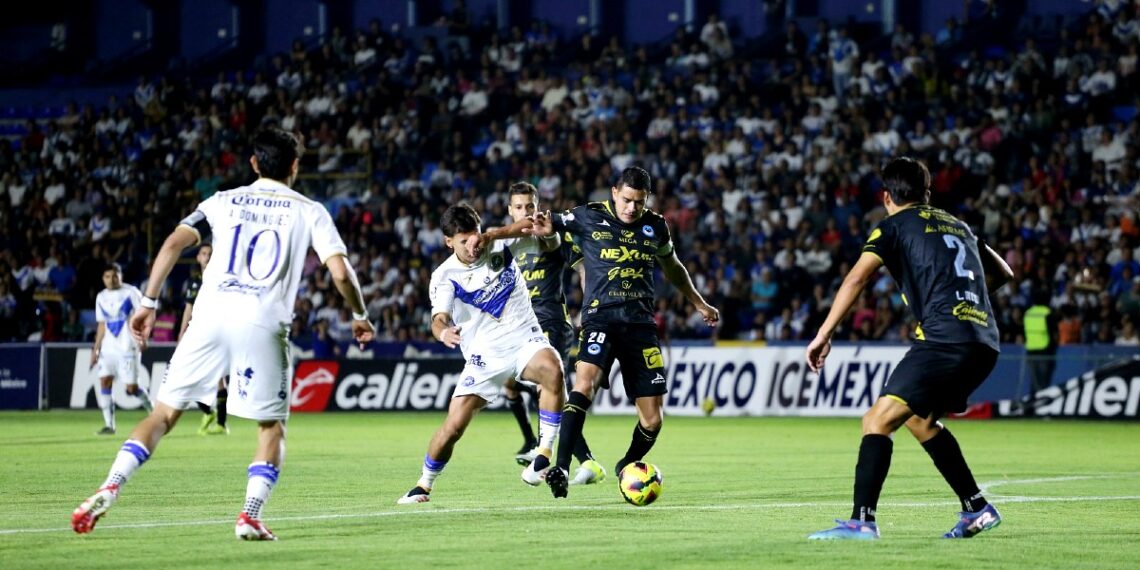 Néstor Corona disfruta su primera Liguilla con Jaiba Brava en la Liga de Expansión