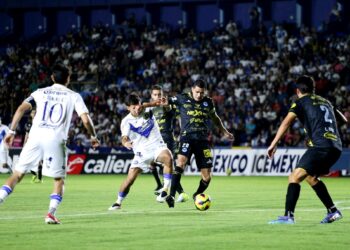 Néstor Corona disfruta su primera Liguilla con Jaiba Brava en la Liga de Expansión