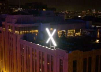 Tras fallas globales en X, Elon Musk admite necesidad urgente de mejoras operativas