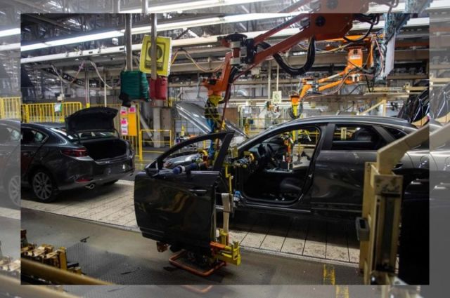 Retrocede industria automotriz en abril: producción cae 9% y exportaciones bajan 11%