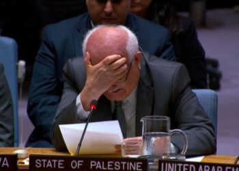 Embajador palestino llora ante la ONU y denuncia horror humanitario en Gaza