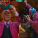 John Cena sorprende al portar máscara de Dos Caras