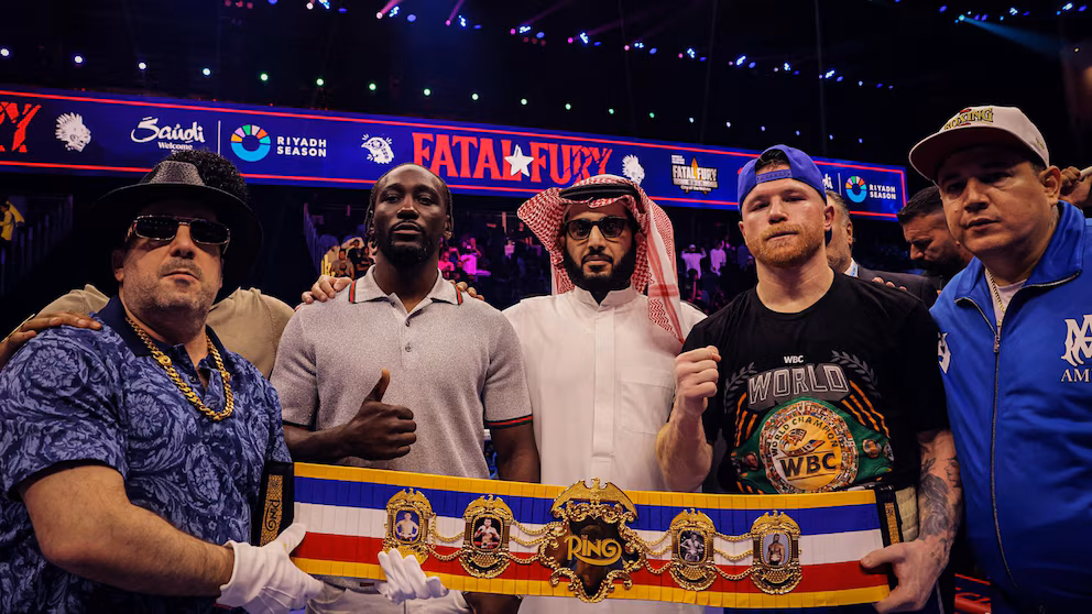 Turki Al-Sheikh lanza advertencia a Canelo y Crawford
