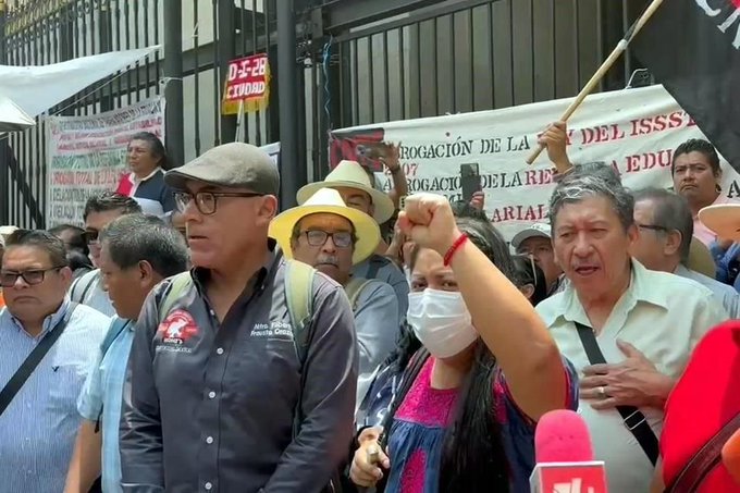 CNTE bloquea Segob y rechaza propuesta oficial; exige respuesta clara del Gobierno