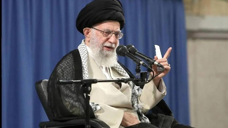 El líder iraní Alí Jamenei asegura que su país no se rendirá ante Israel y lanza una fuerte advertencia a EE.UU. en medio del conflicto. Misiles, sanciones y tensiones nucleares marcan la crisis.