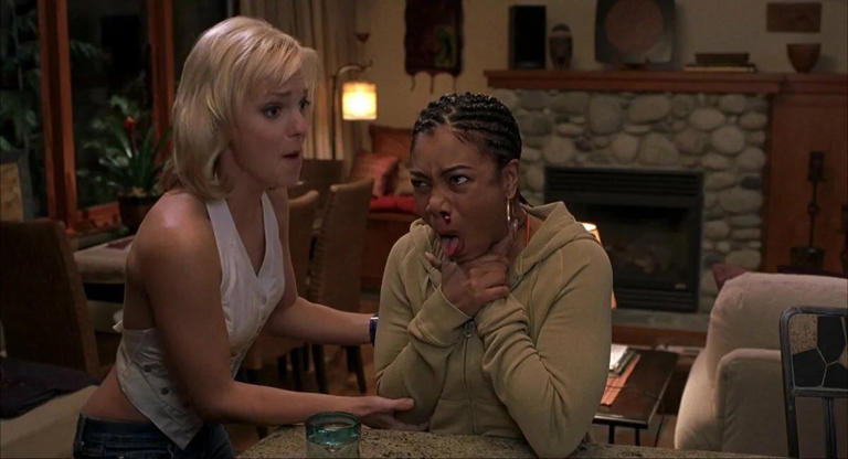 Scary Movie 6 llegará en junio de 2026 con el regreso de los hermanos Wayans. Rumores apuntan a parodias de películas como M3GAN y The Nun. También se espera el regreso de Anna Faris y Regina Hall.