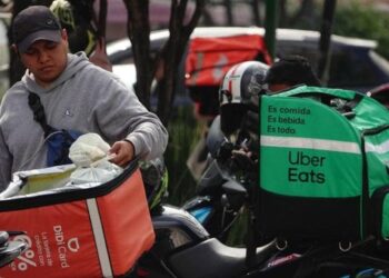 Corte anula cobro del 2% a plataformas de reparto en CDMX por ser inconstitucional